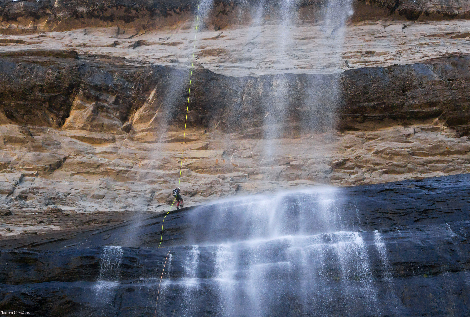 Nikon 1 AW1 sample photo. Walking dead canyoners. photography