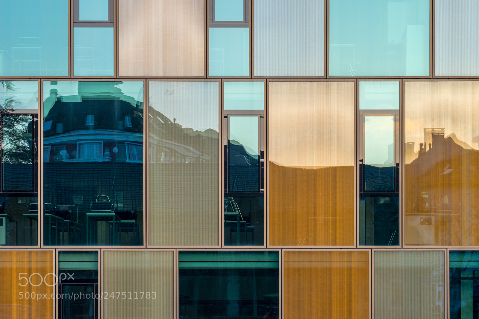 Sony a7 II sample photo. Reflet jaune photography