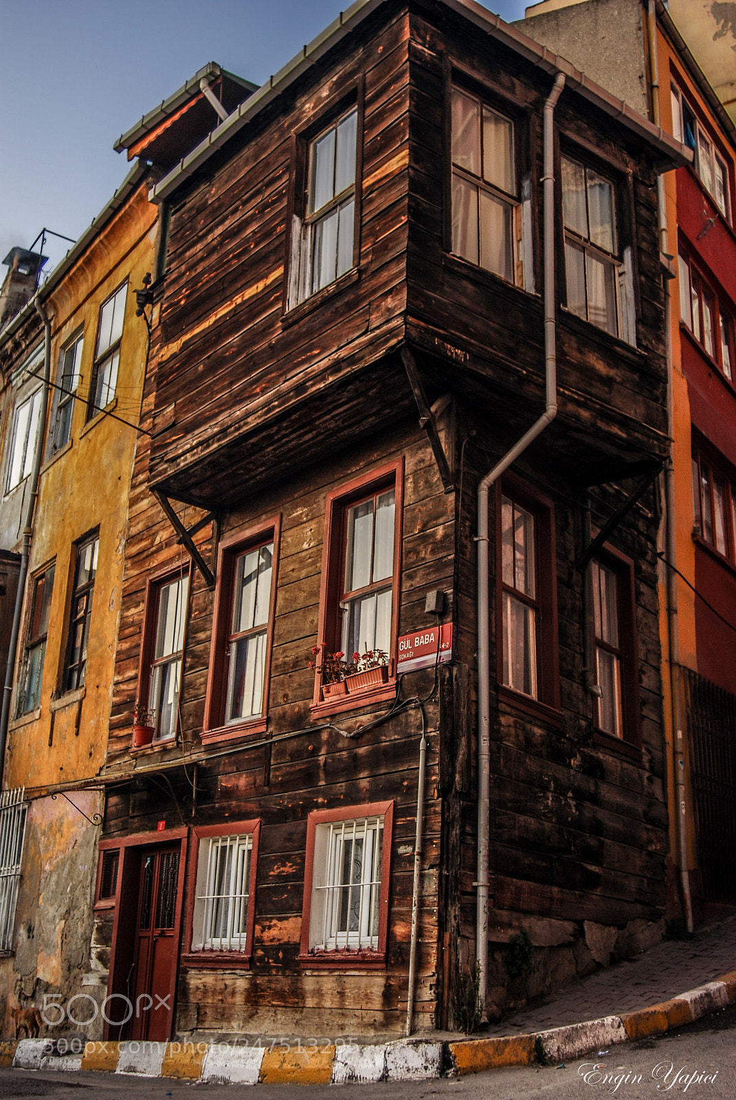 Nikon D80 sample photo. Tomtom, istanbul photography
