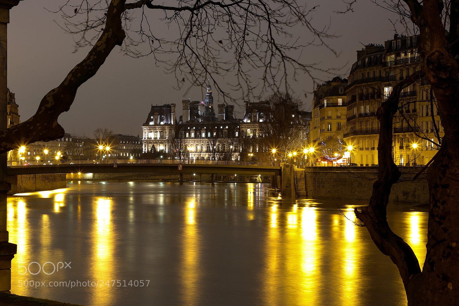 Canon EOS 5D Mark IV sample photo. The seine flowing between photography