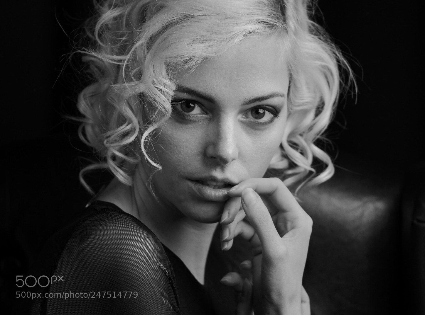 Nikon D810 sample photo. What are you looking photography
