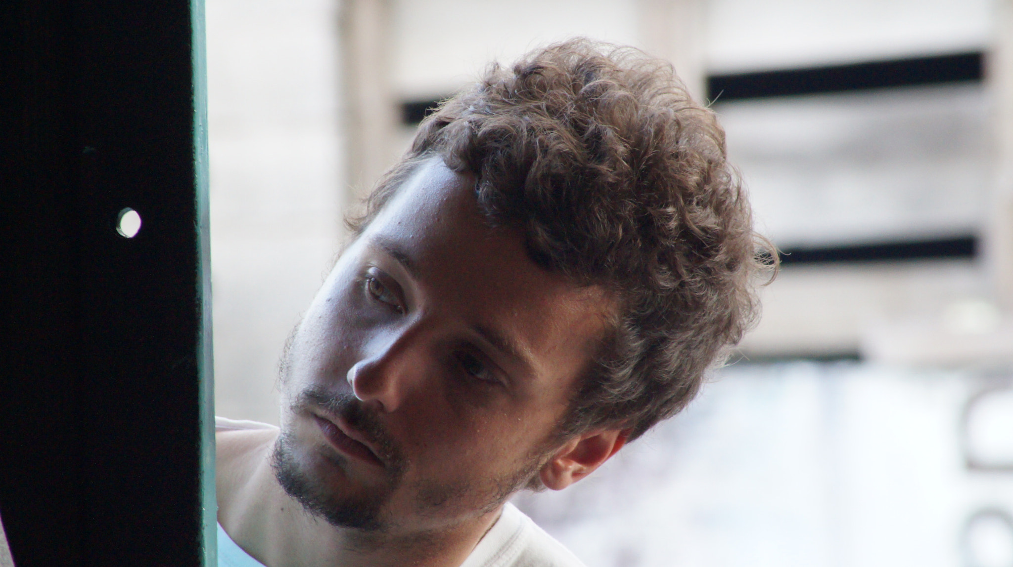 Sony 75-300mm F4.5-5.6 sample photo. Outsider? photography