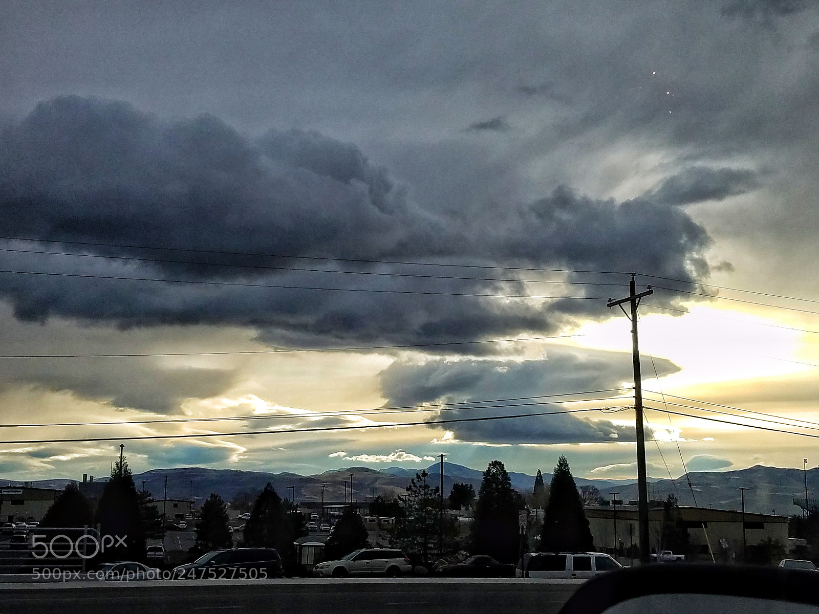 Samsung Galaxy S7 sample photo. Cloudy morning comute photography