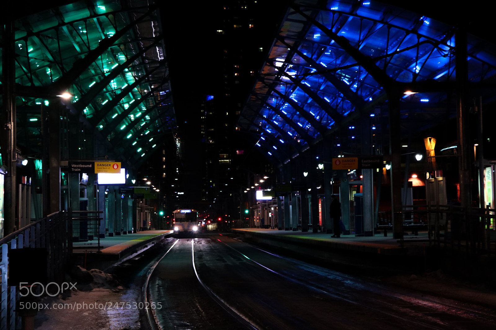 Canon EOS 77D (EOS 9000D / EOS 770D) sample photo. Train photography