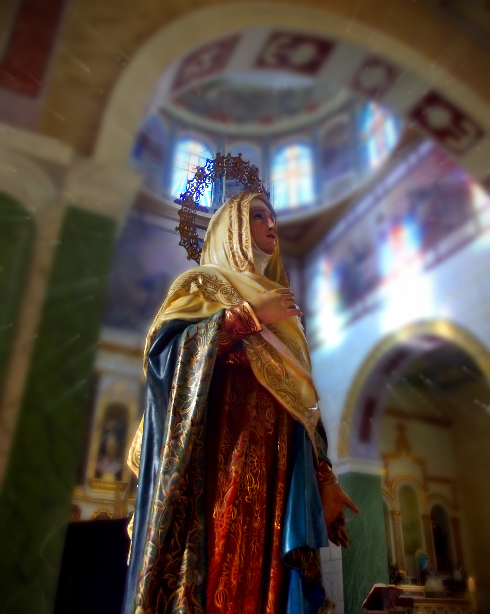 FujiFilm FinePix S2950 (FinePix S2990) sample photo. Madre dolorosa. :( photography