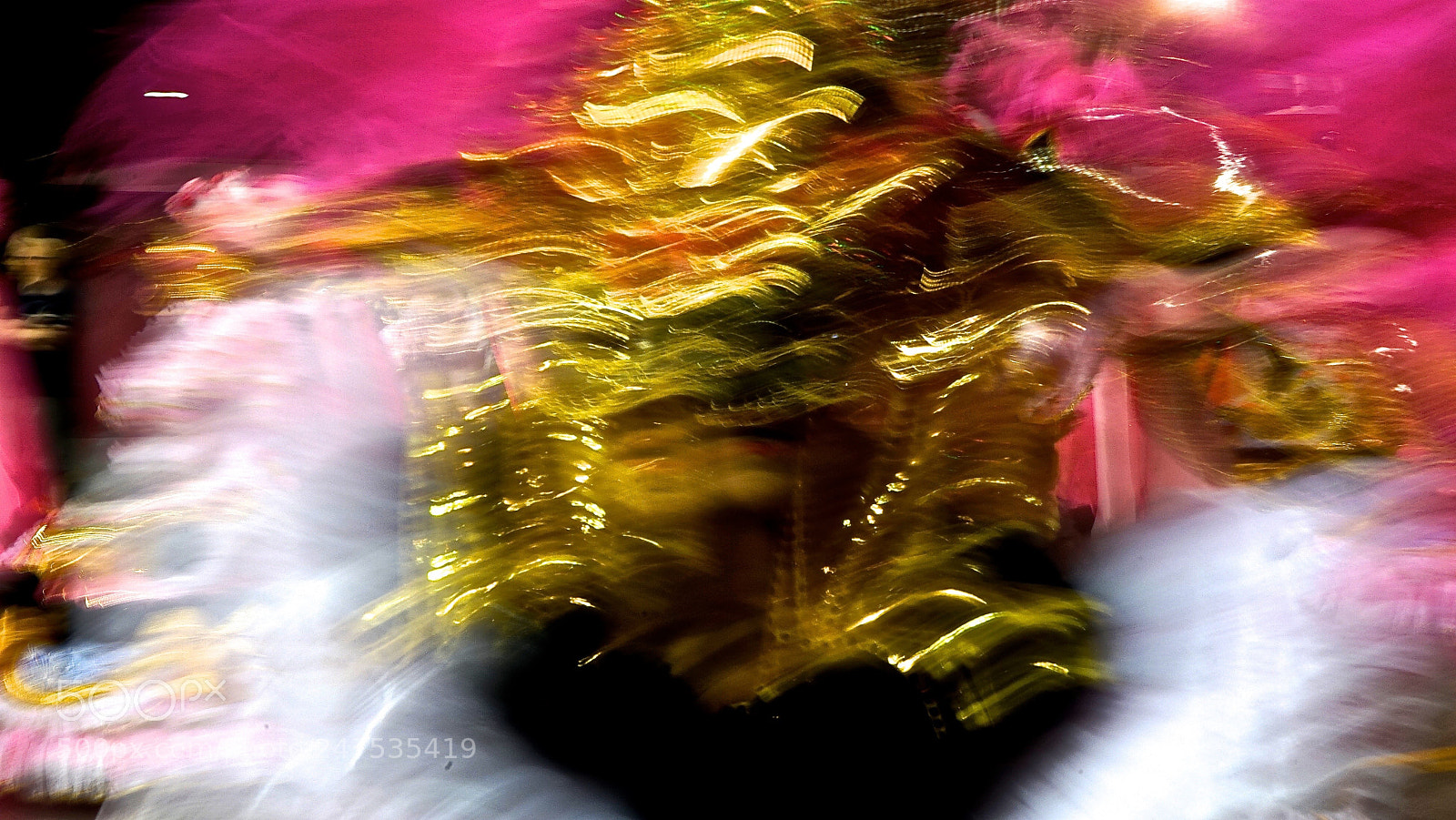 Sony a7 sample photo. Spinning away photography
