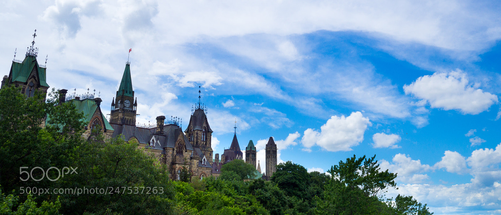 Olympus OM-D E-M10 II sample photo. Castle photography