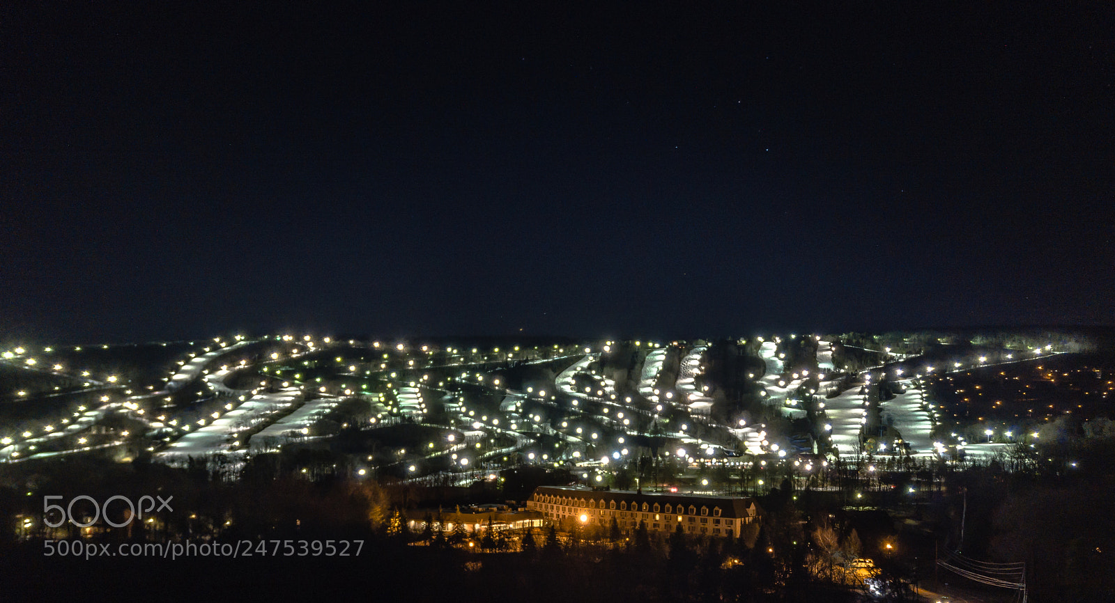 DJI FC220 sample photo. The ski slopes also photography
