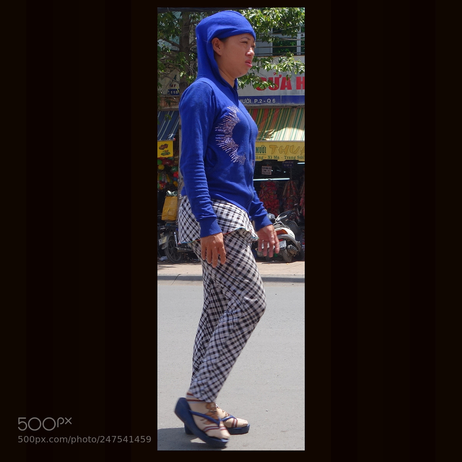 Sony Cyber-shot DSC-RX100 II sample photo. Vn people lot() photography