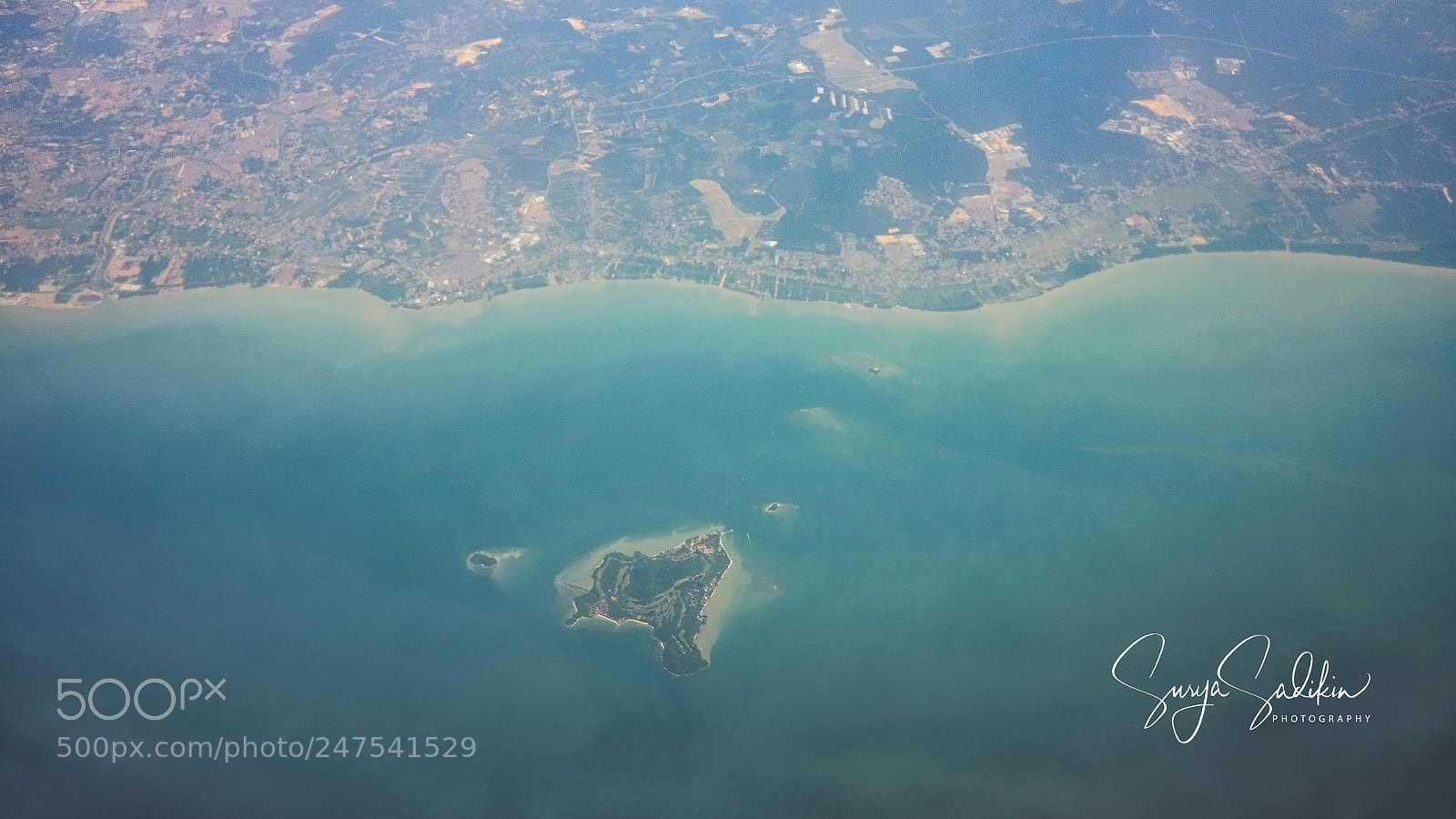 Fujifilm X70 sample photo. Lonely island photography