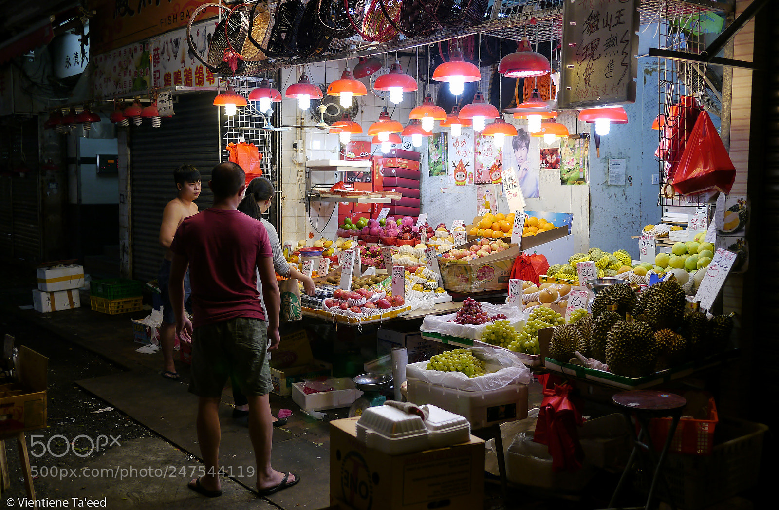Panasonic Lumix DMC-G5 sample photo. Illuminated fruit photography