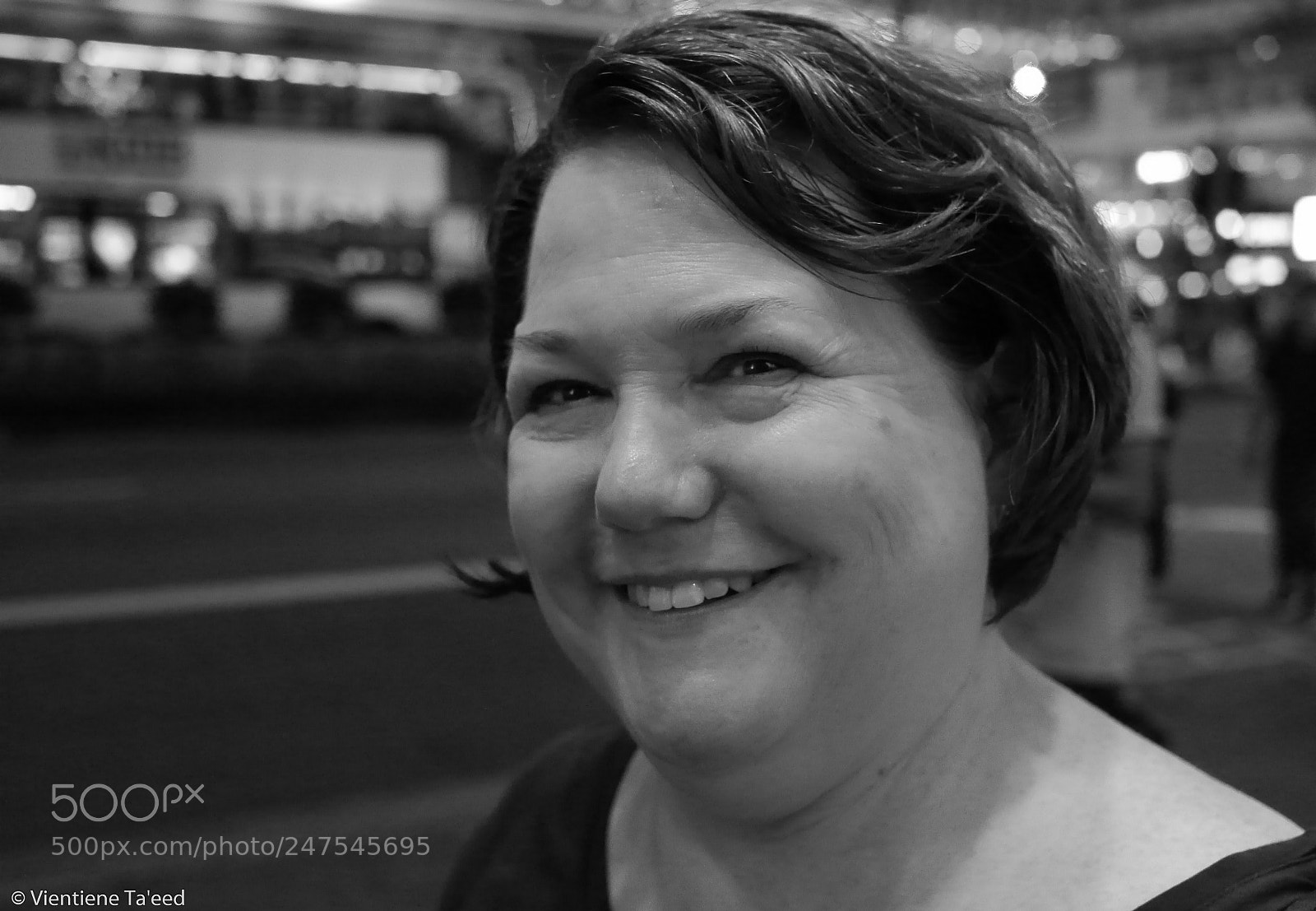 Panasonic Lumix DMC-G5 sample photo. Natural smile photography