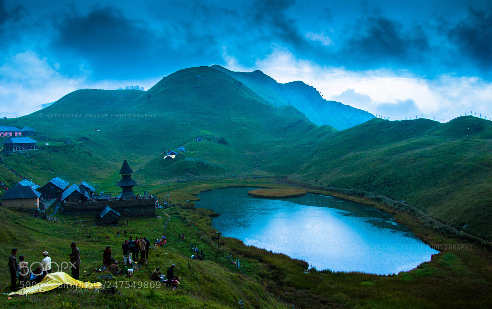 Nikon D3200 sample photo. Parashar lake photography