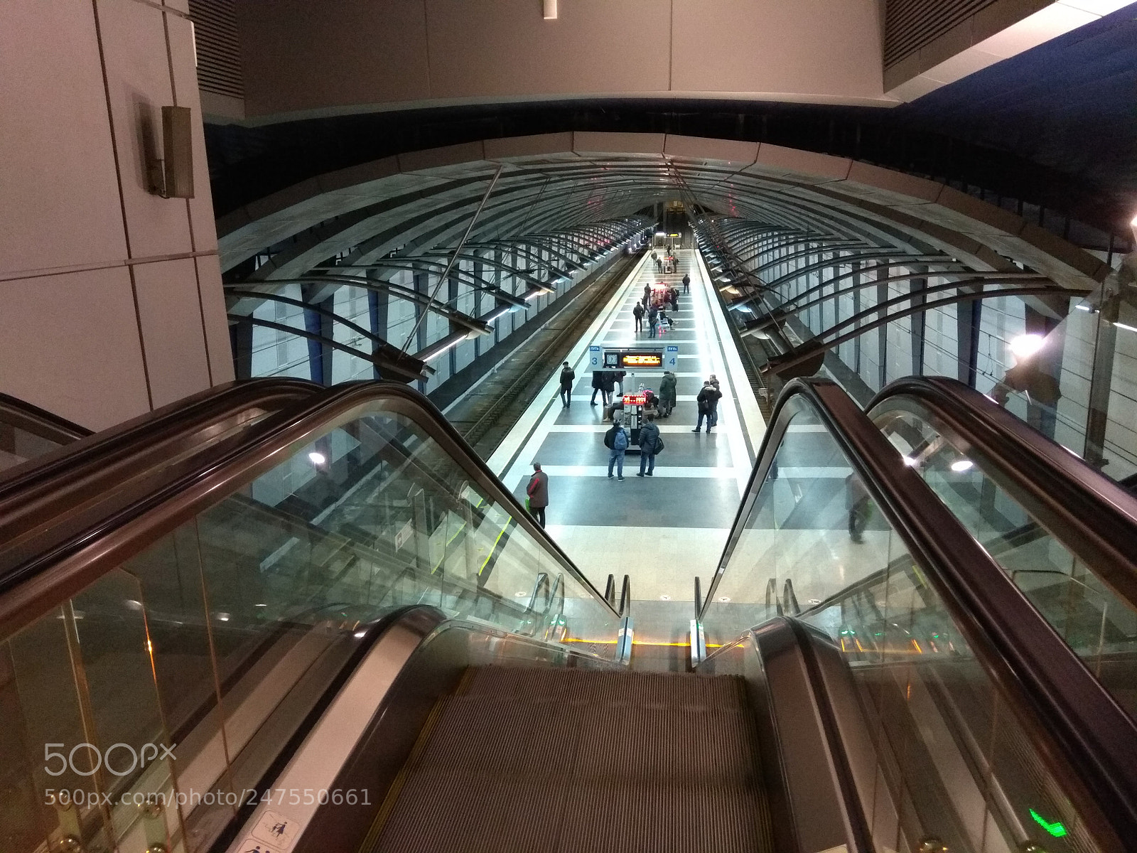 Xiaomi Redmi Note 4 sample photo. Vnukovo photography