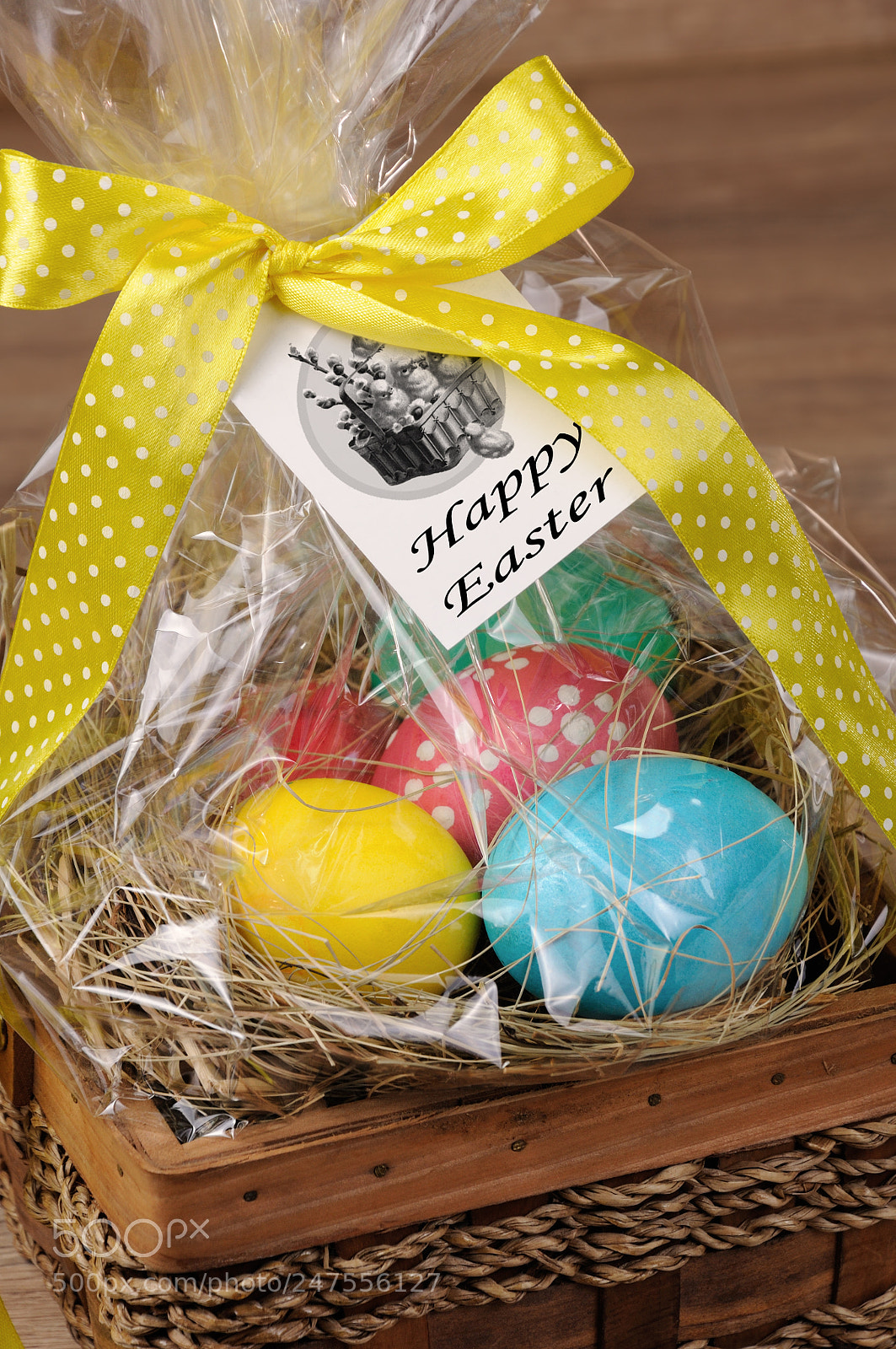 Nikon D90 sample photo. Gift basket for easter photography