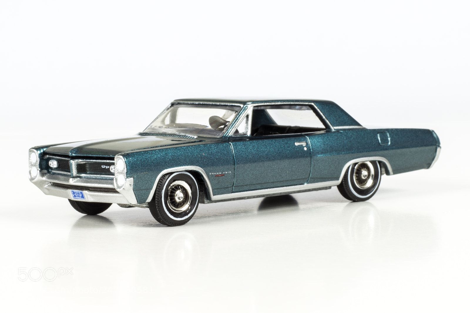 Canon EOS 700D (EOS Rebel T5i / EOS Kiss X7i) sample photo. Pontiac grand prix rel photography
