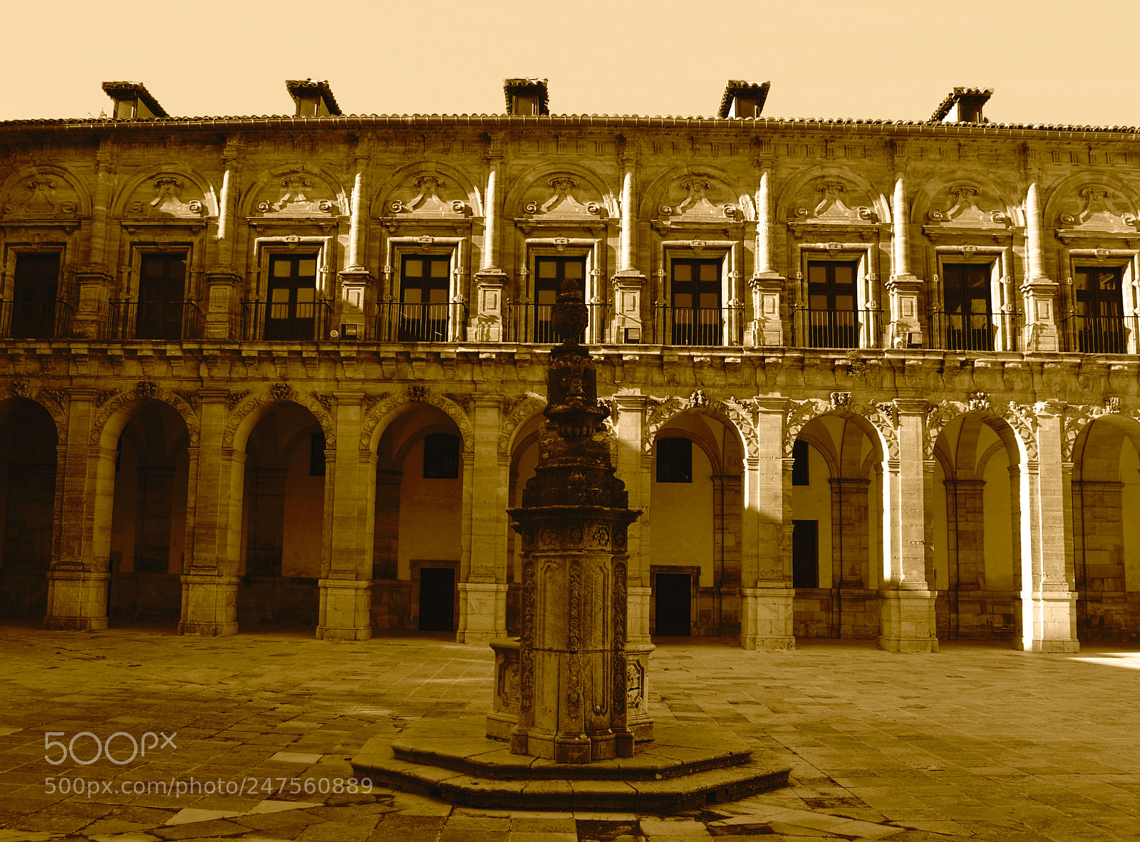 Nikon D3100 sample photo. Claustro. monasterio de ucl photography
