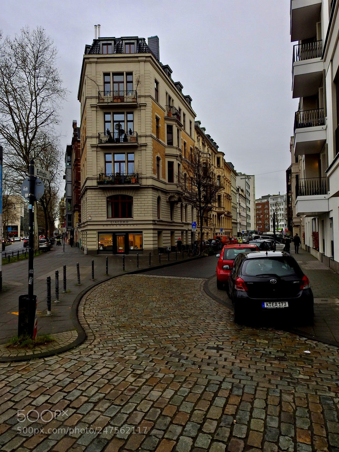Nikon Coolpix P900 sample photo. House in cologne. photography