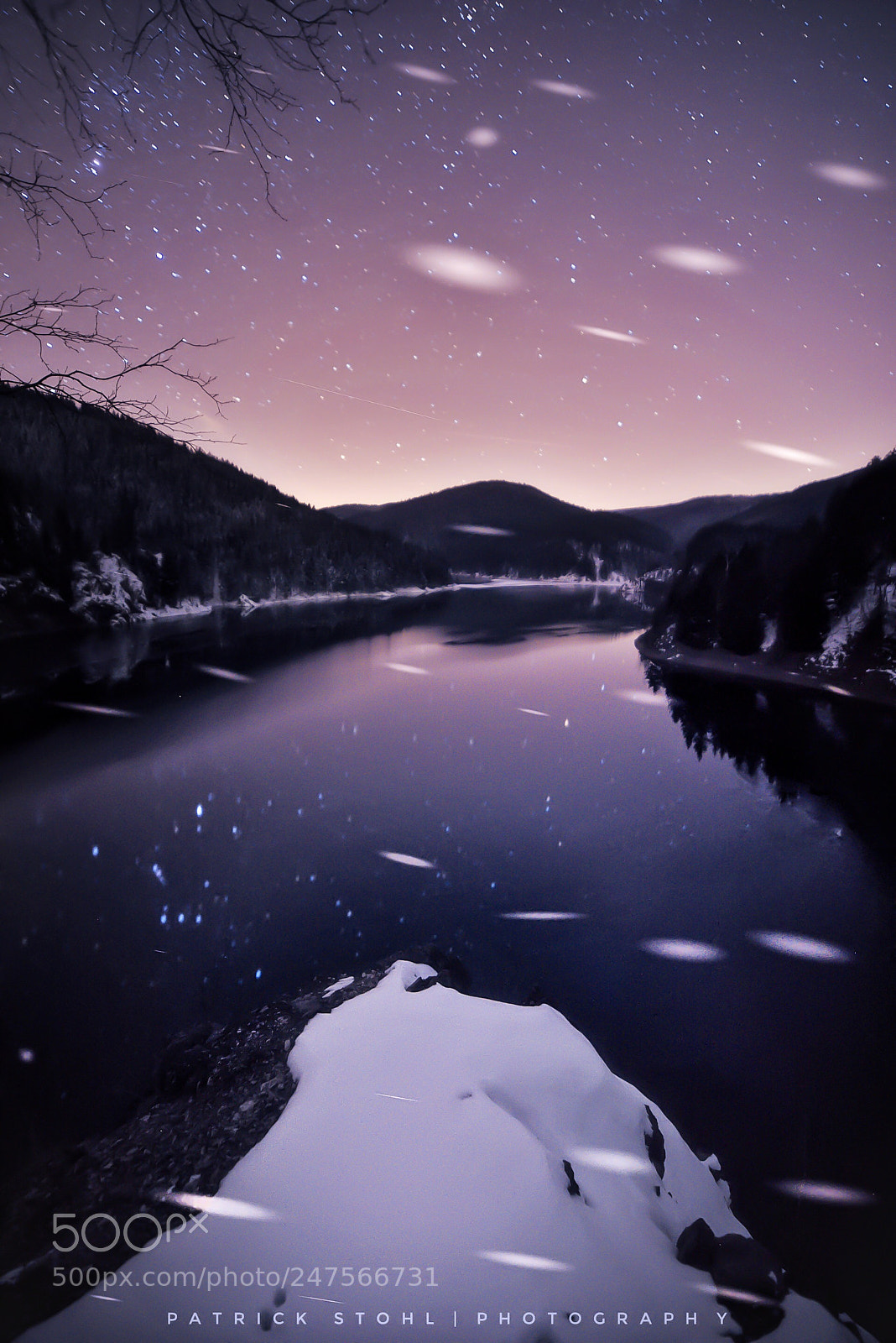 Pentax K-1 sample photo. Cold night photography