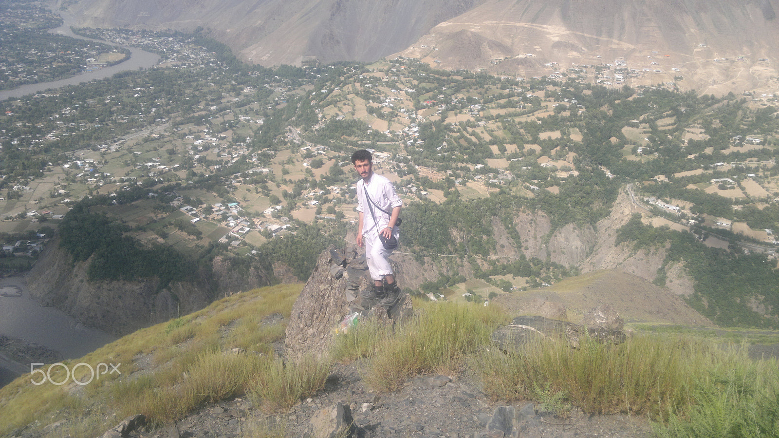 Nokia N8-00 sample photo. Zubair ahmad/ chitralian zubair photography