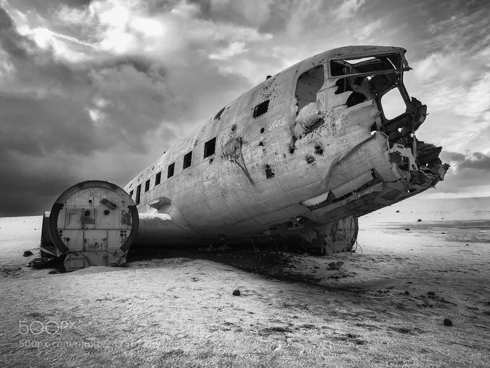 Olympus OM-D E-M10 sample photo. Wreck photography