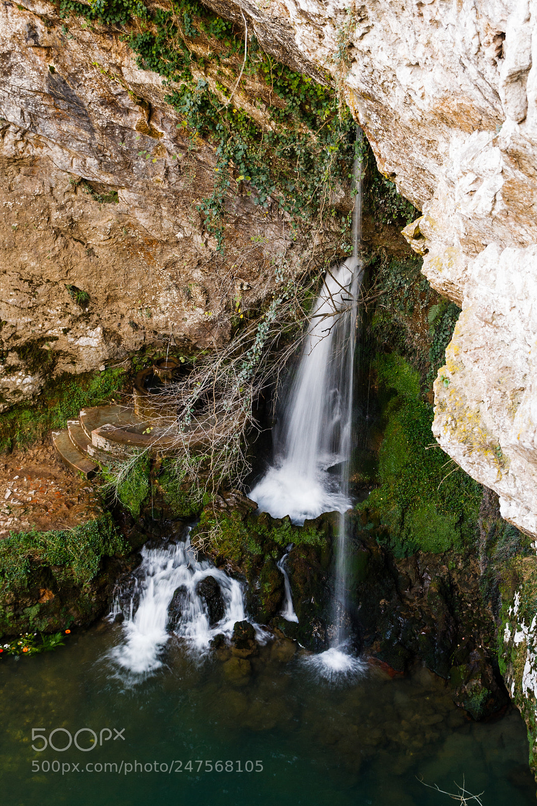 Canon EOS 1000D (EOS Digital Rebel XS / EOS Kiss F) sample photo. Covadonga photography