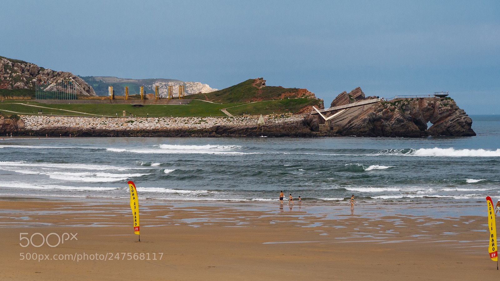 Canon EOS 1000D (EOS Digital Rebel XS / EOS Kiss F) sample photo. Playa de salinas photography