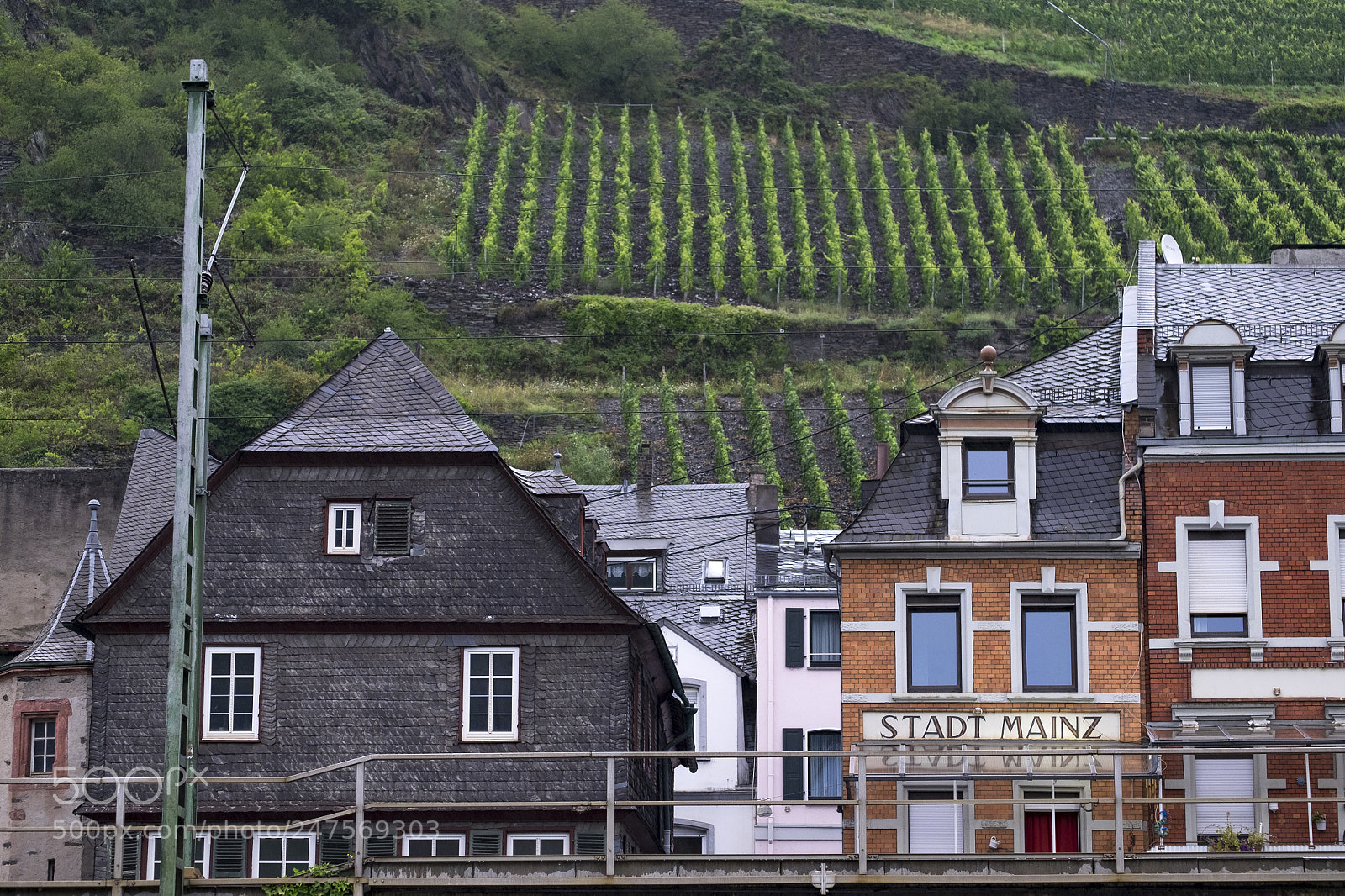 Fujifilm X-T10 sample photo. The village of kaub photography