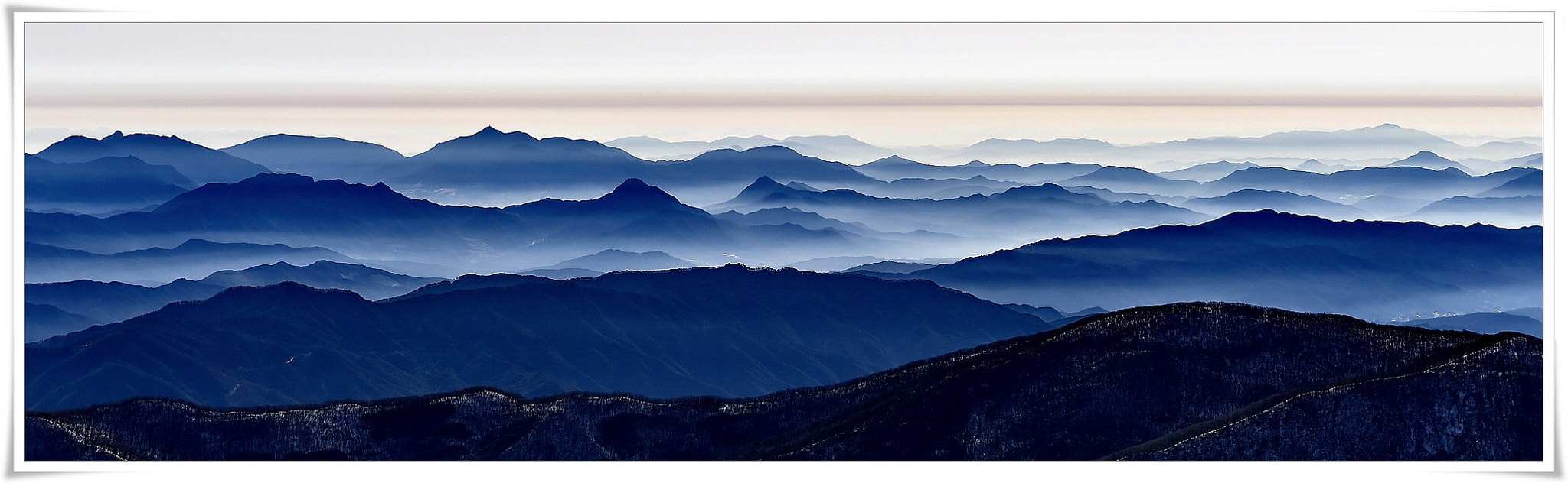 Nikon AF-S Nikkor 24-70mm F2.8G ED sample photo. Korea mountain photography