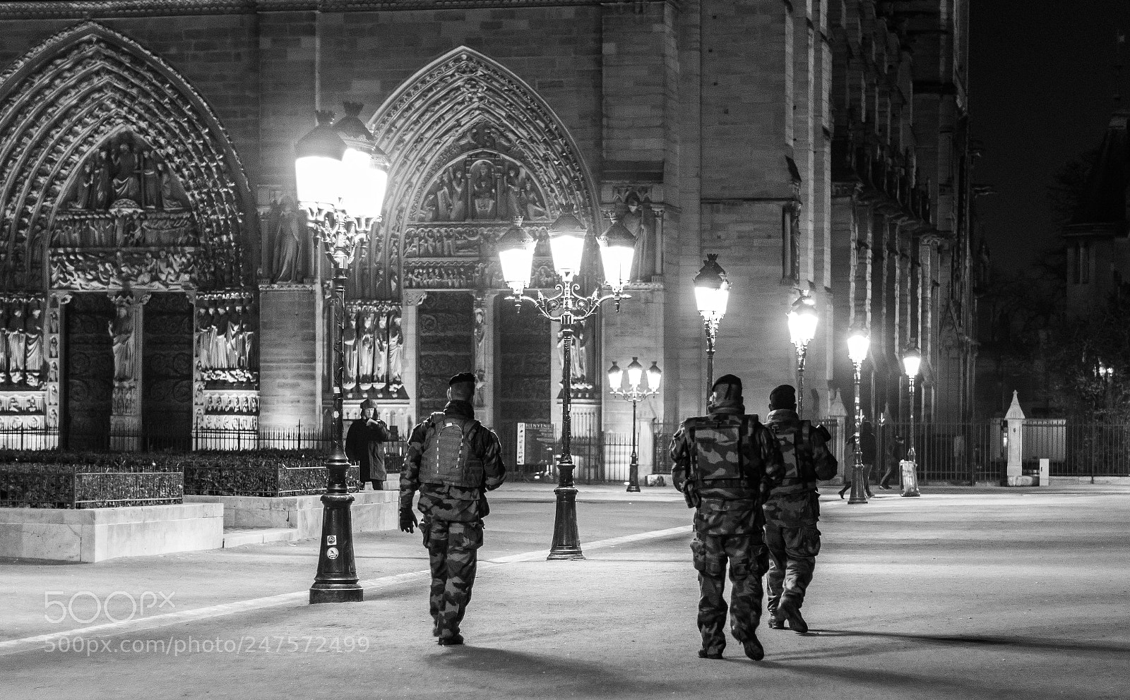 Canon EOS 80D sample photo. Night patrol photography