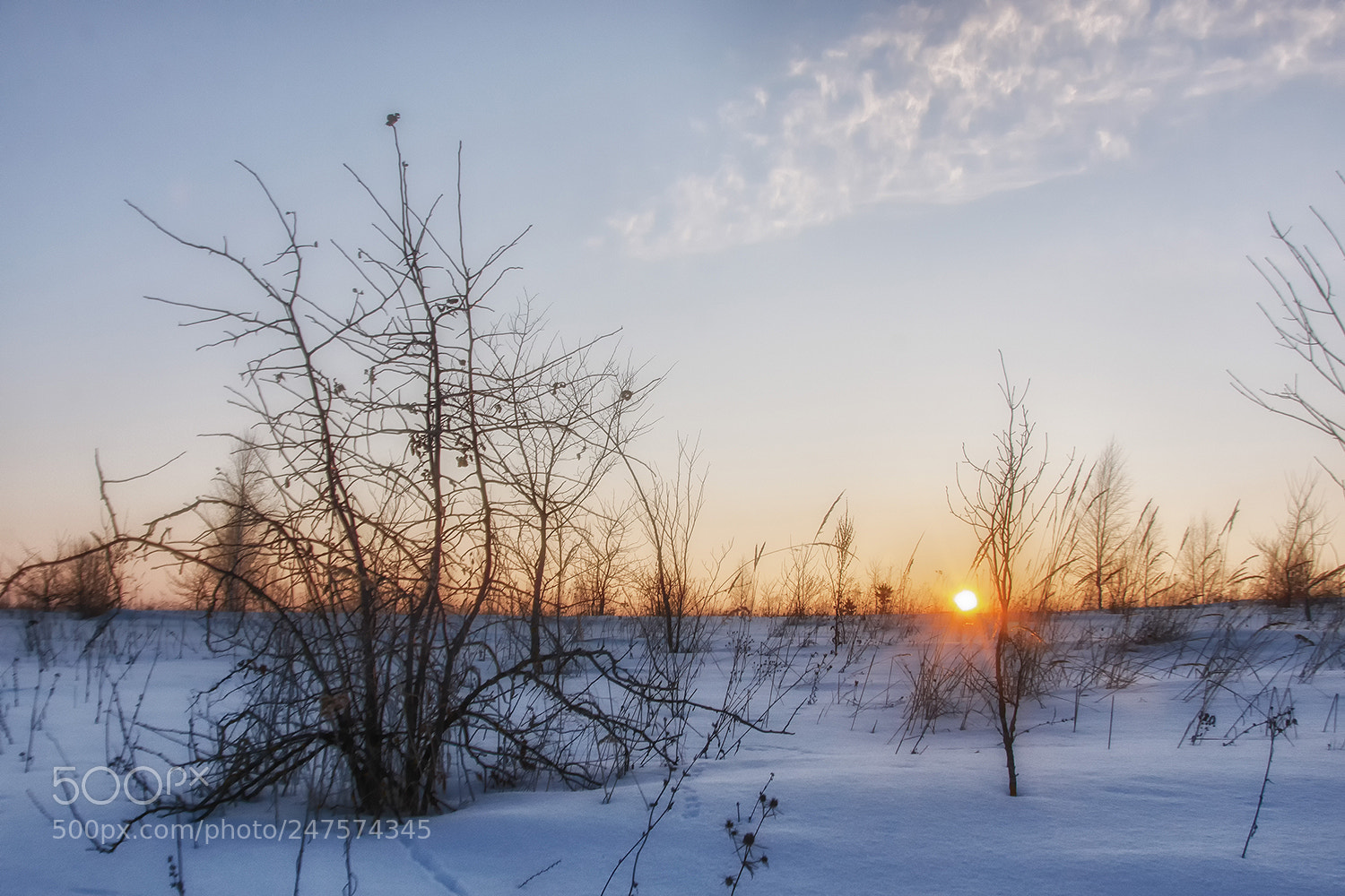 Nikon D7100 sample photo. Садится солнце... на голубой в сугробах снег ... photography