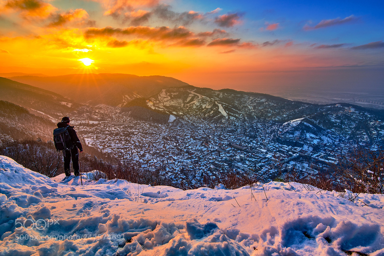 Nikon D810 sample photo. Man admiring the panoramic photography