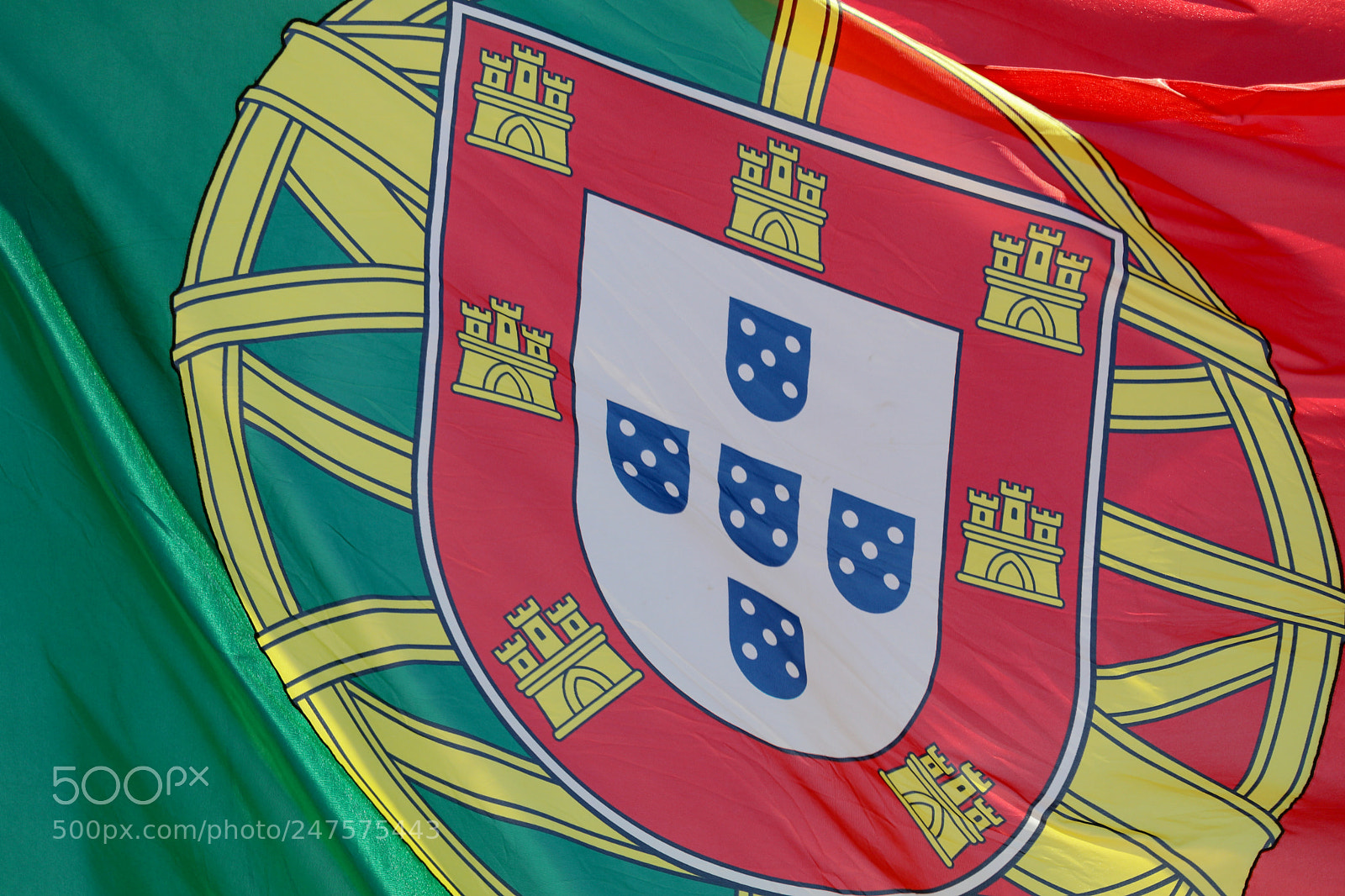 Canon EOS 80D sample photo. Portuguese flag photography