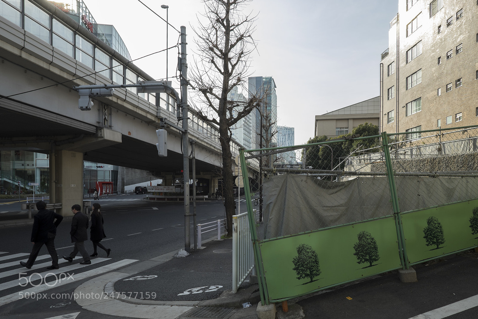 Fujifilm X-T1 sample photo. Tokyo.渋谷区渋谷　四丁目交差点 photography