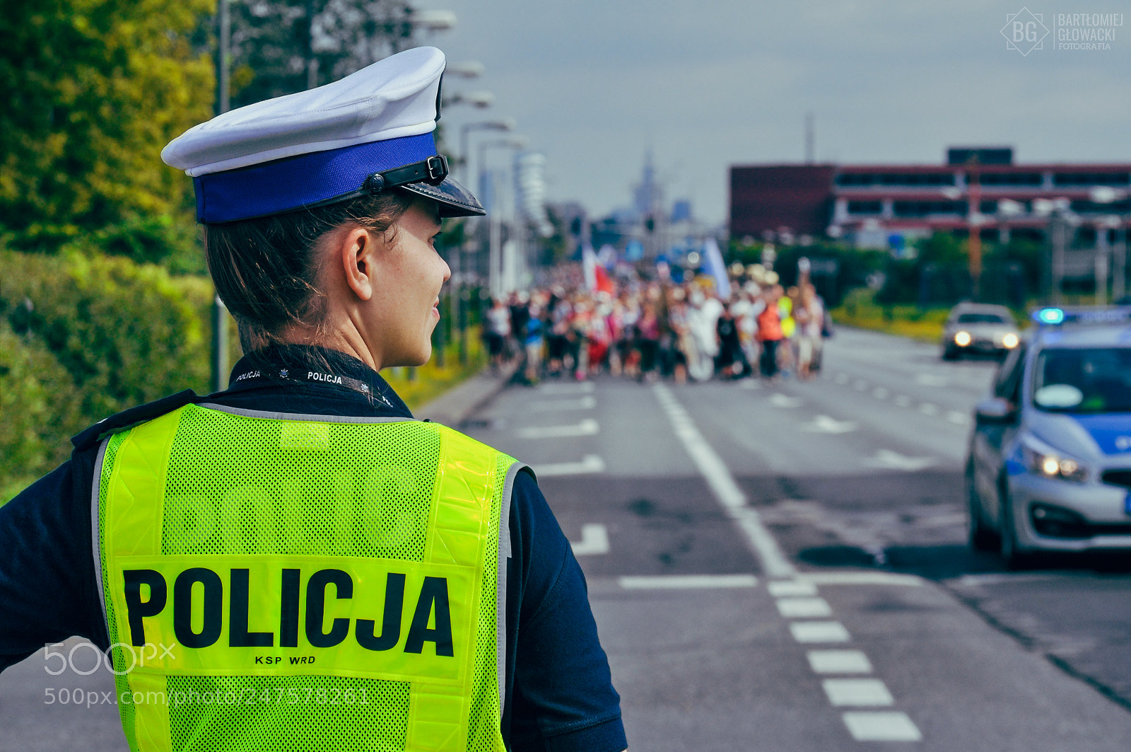 Nikon D5000 sample photo. Warsaw walking pilgrimage photography