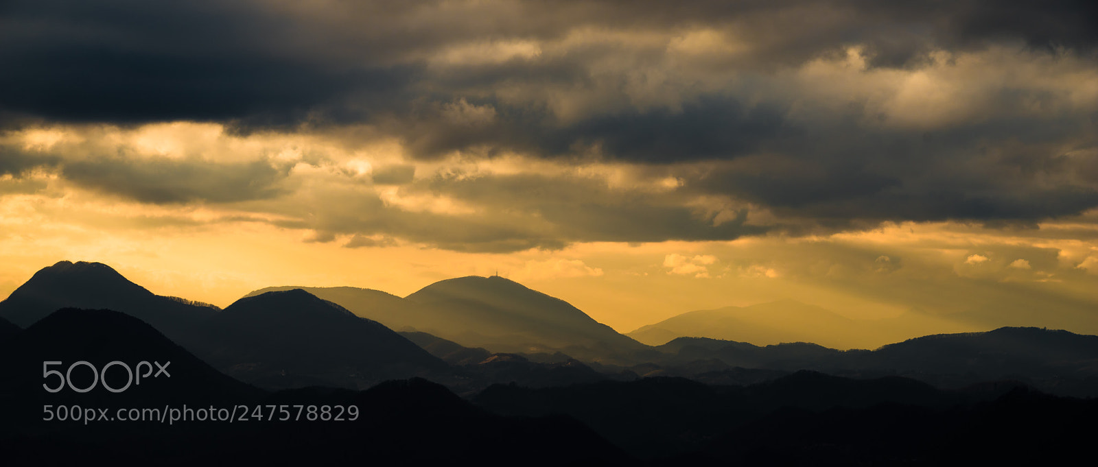 Pentax K-1 sample photo. Golden hills photography