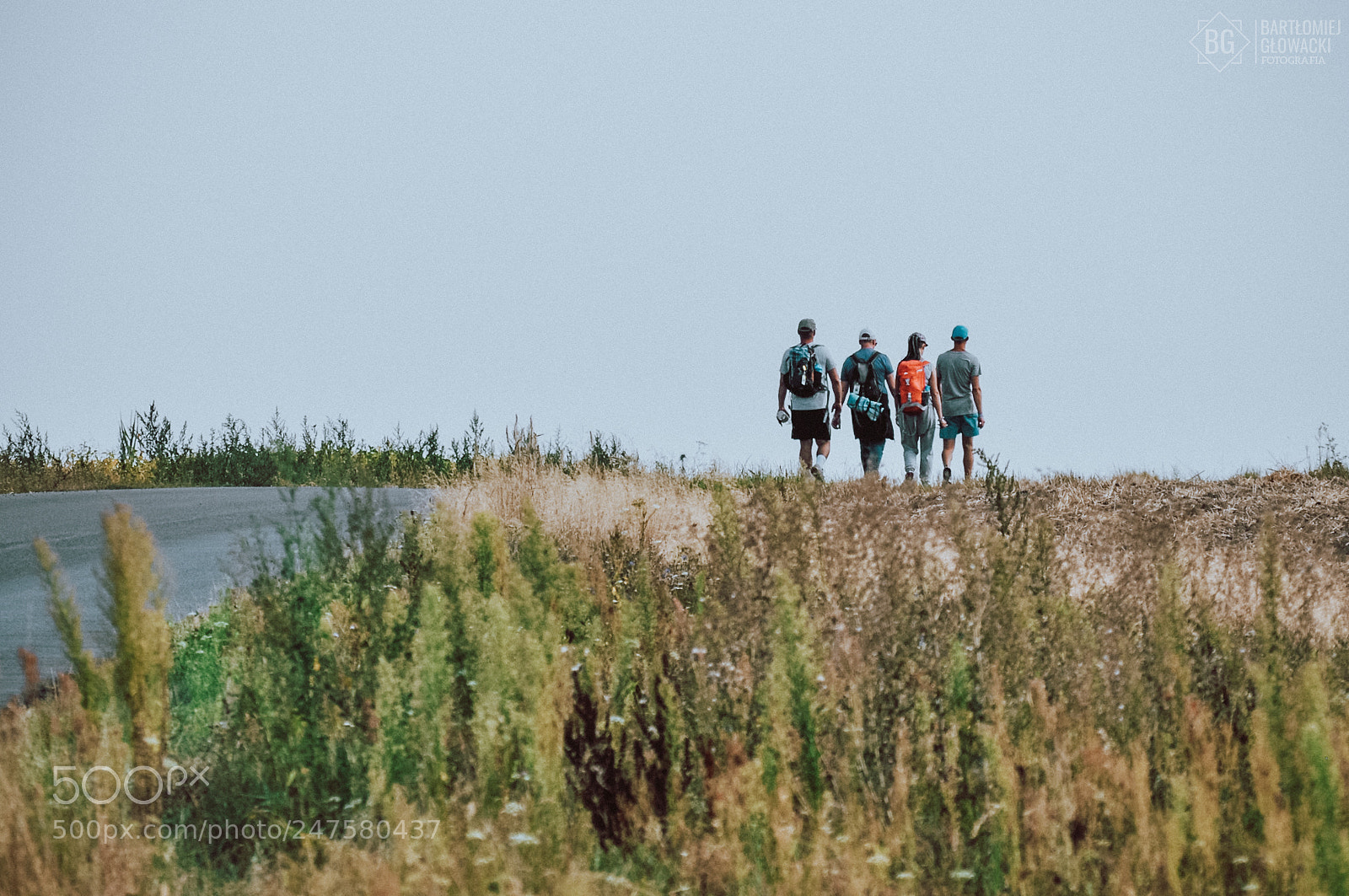 Nikon D5000 sample photo. People on the road photography