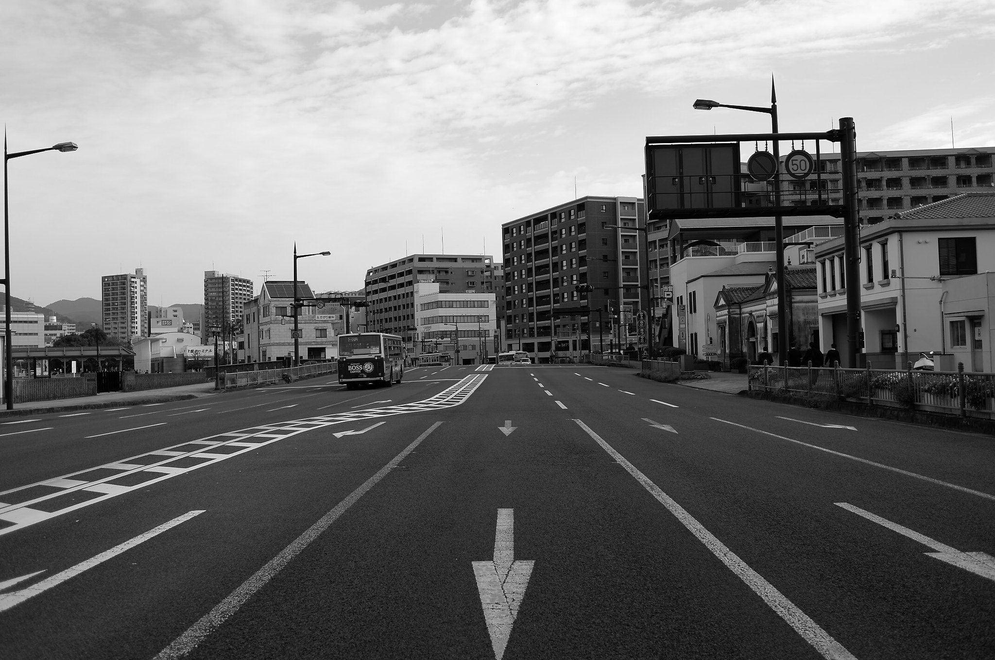 Leica X2 sample photo. 旅日記  少し歩いて    i can see the sea photography