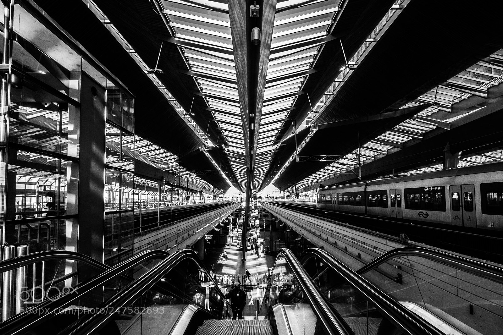 Fujifilm X-T2 sample photo. Station amsterdam arena-bijlmer photography