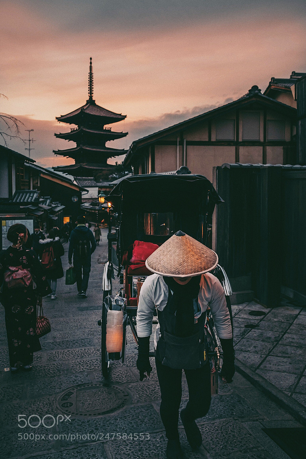 Fujifilm X-T2 sample photo. Kyoto at dusk photography