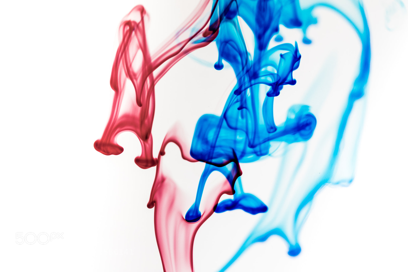 Canon EOS 7D Mark II sample photo. Dripping photography