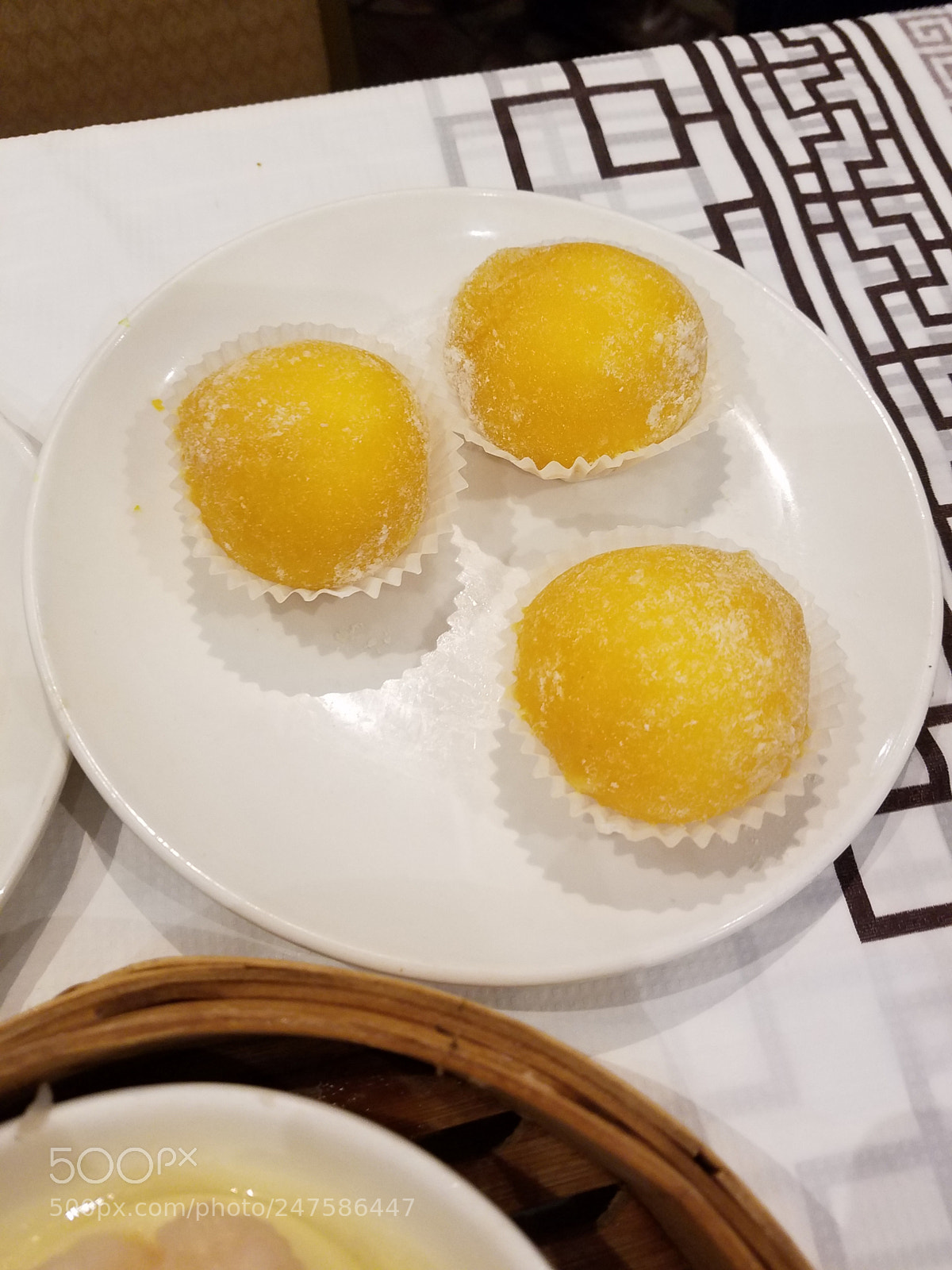Samsung Galaxy S7 sample photo. Chinese sweet dim sum.jpg photography