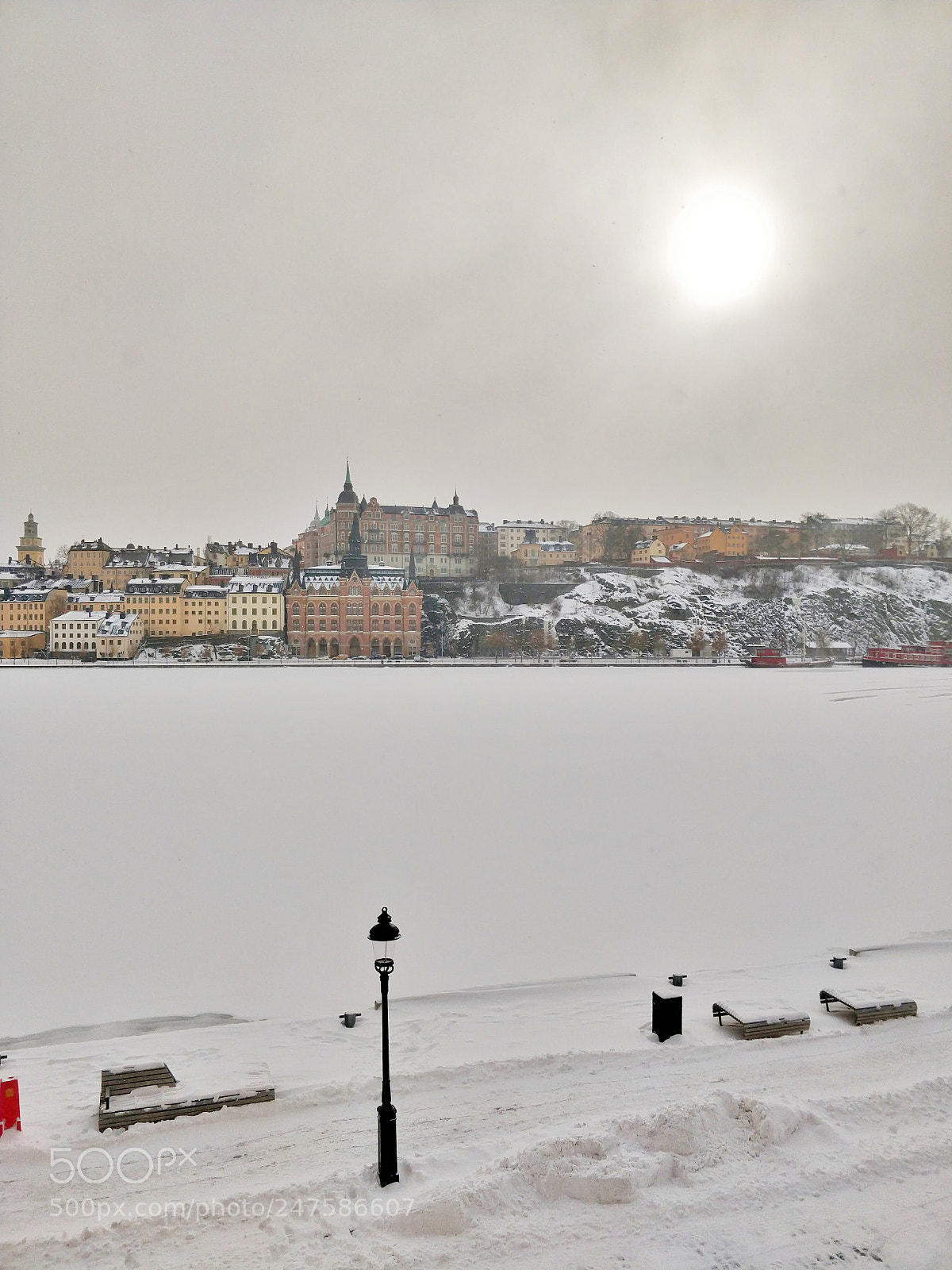 OnePlus 5 sample photo. Frozen lake photography