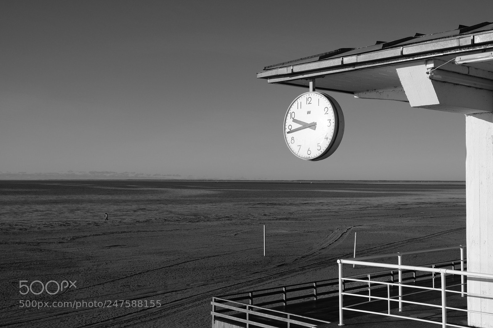 Fujifilm X-T20 sample photo. Time has stoped at photography