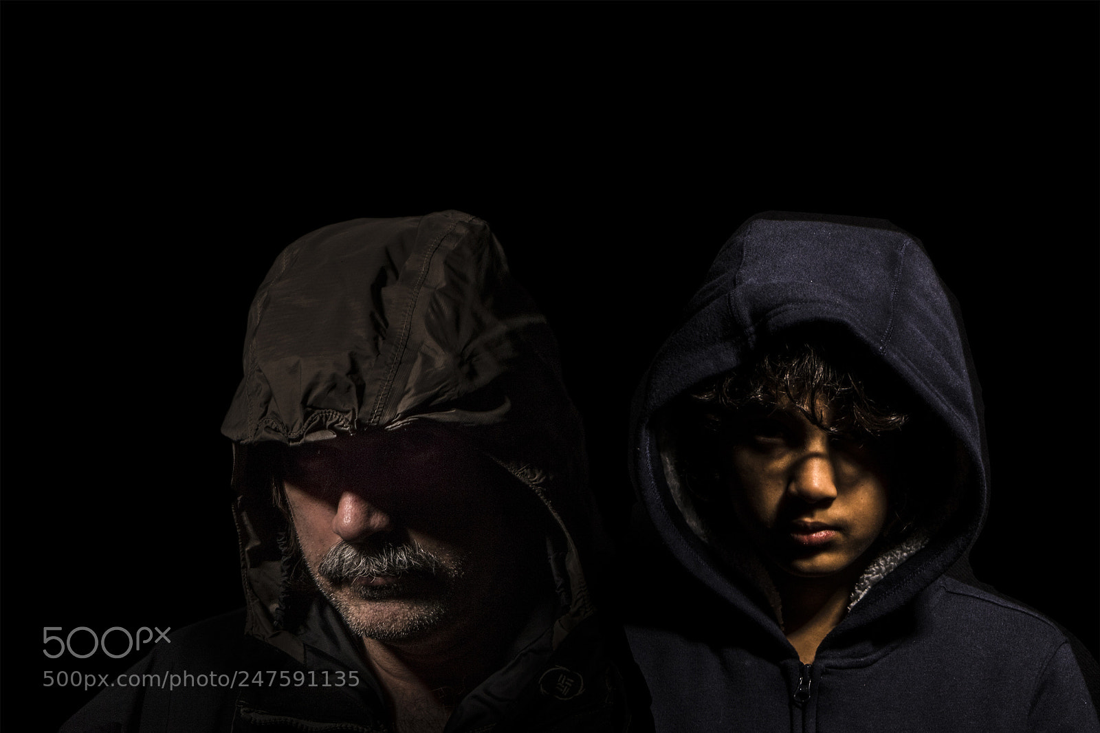 Canon EOS 750D (EOS Rebel T6i / EOS Kiss X8i) sample photo. In the dark photography