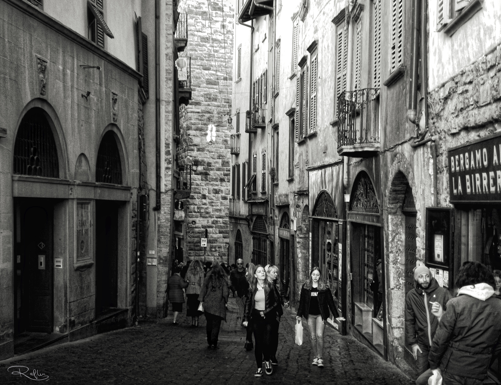 Kodak EasyShare Z981 sample photo. Bergamo, italy photography