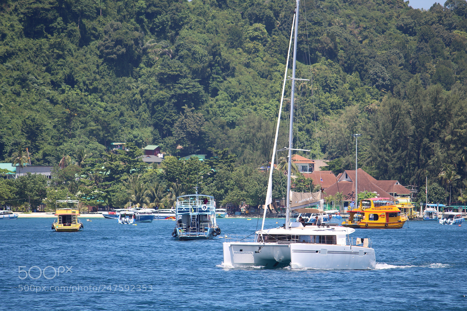 Canon EF-S 55-250mm F4-5.6 IS II sample photo. Sail boat photography