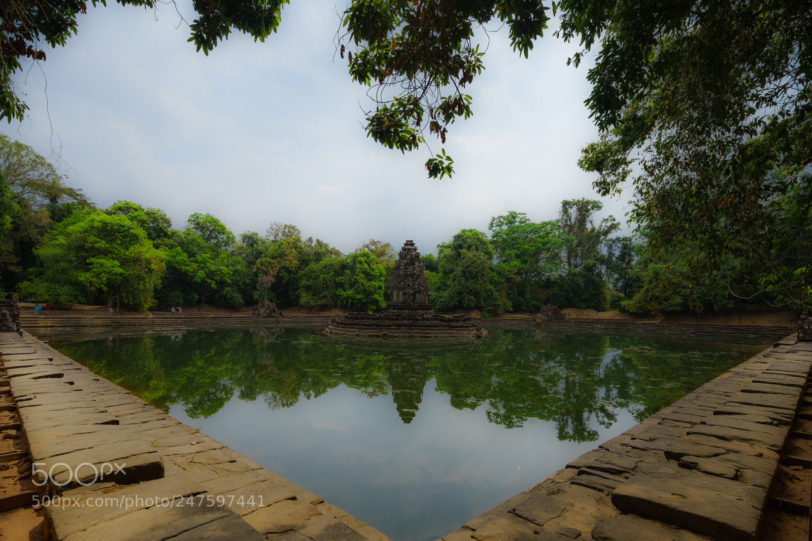 Sony a7 II sample photo. Neak pean temple photography