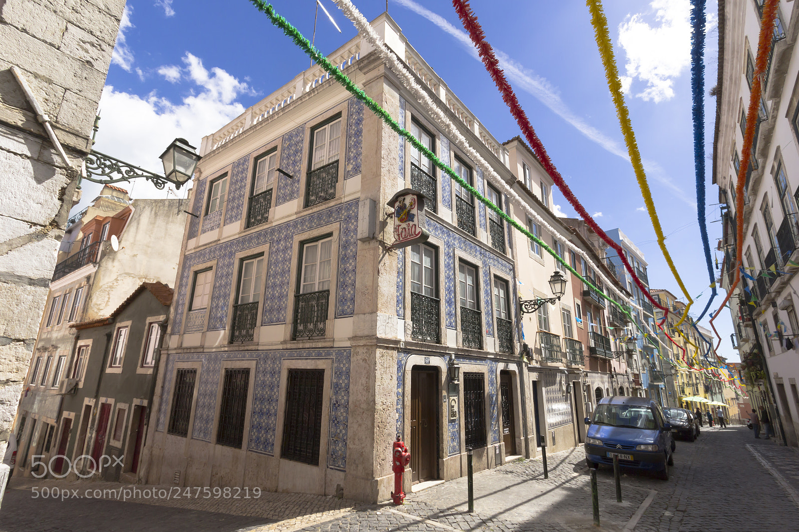 Canon EOS 60D sample photo. Bairro alto photography