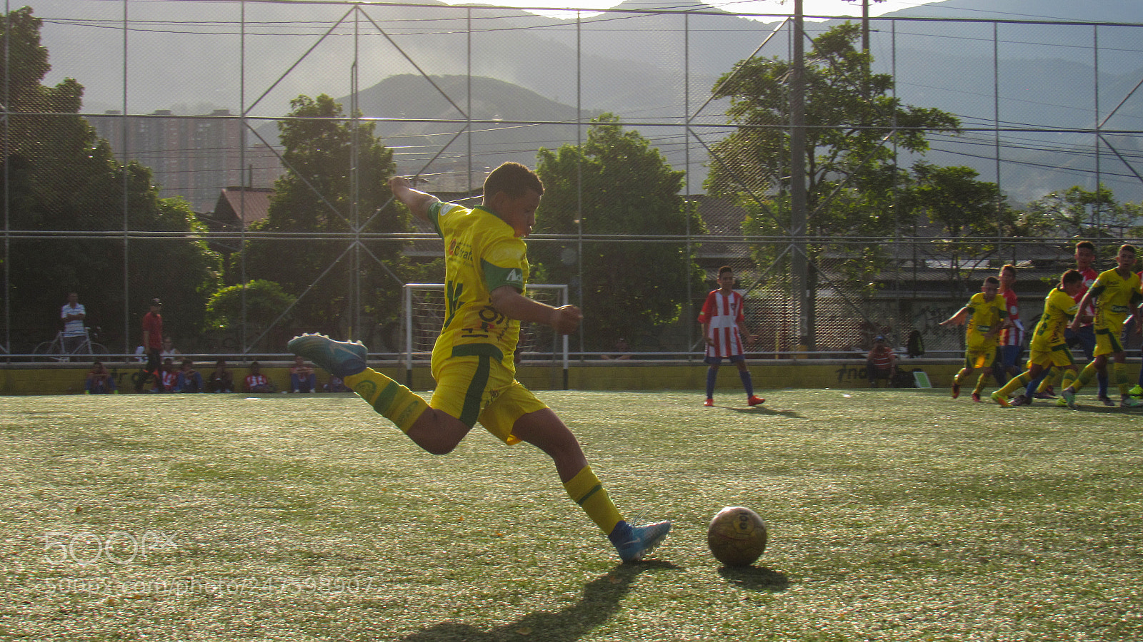 Canon PowerShot SX520 HS sample photo. Football soccer photography